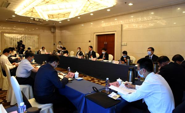 全了！31地2025政府工作報(bào)告教育要點(diǎn)速覽